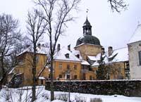 Lielstraupe castle from east