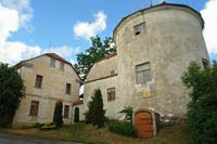 Alsunga castle