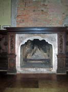 Edole castle, fireplace in dining hall