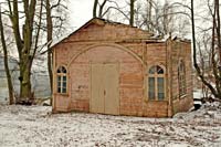 Gazebo in Grave manor, 2009