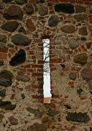 Slokenbeka castle, porthole from outside